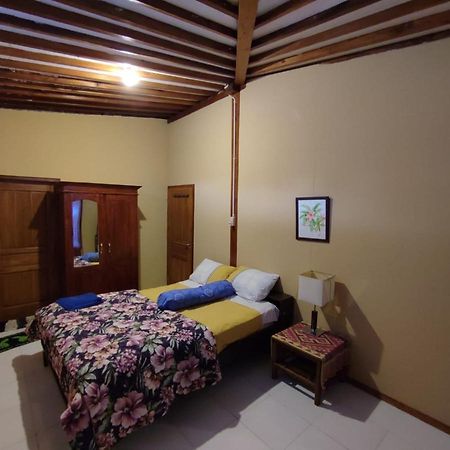 Sanggar Pantcha Indra Guest House Kemuning Ngoại thất bức ảnh