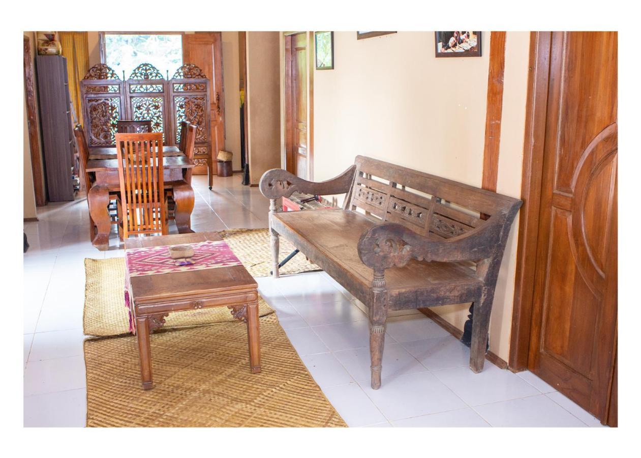 Sanggar Pantcha Indra Guest House Kemuning Ngoại thất bức ảnh