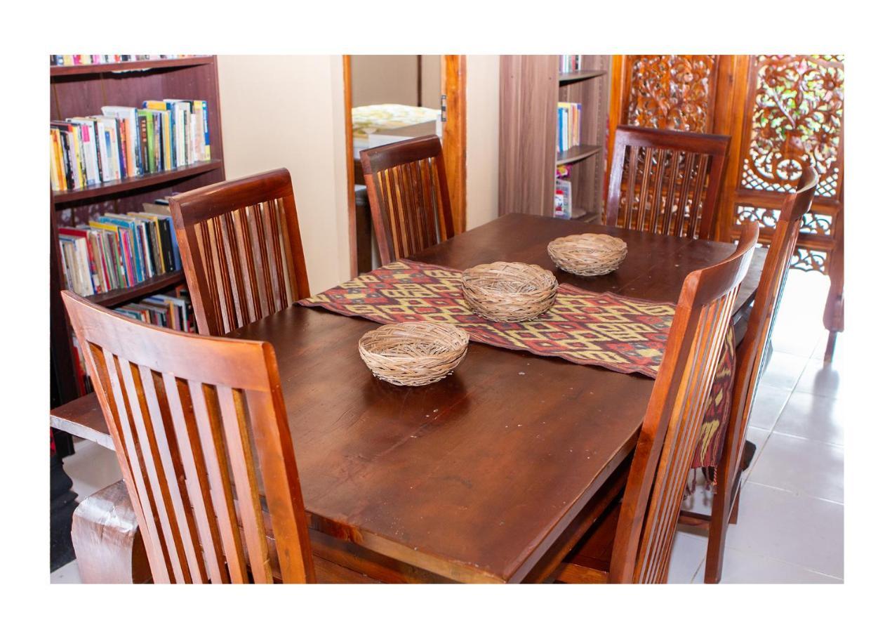 Sanggar Pantcha Indra Guest House Kemuning Ngoại thất bức ảnh