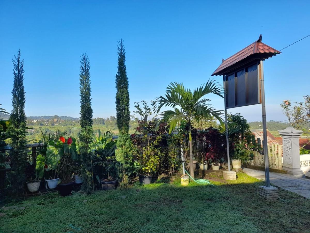 Sanggar Pantcha Indra Guest House Kemuning Ngoại thất bức ảnh