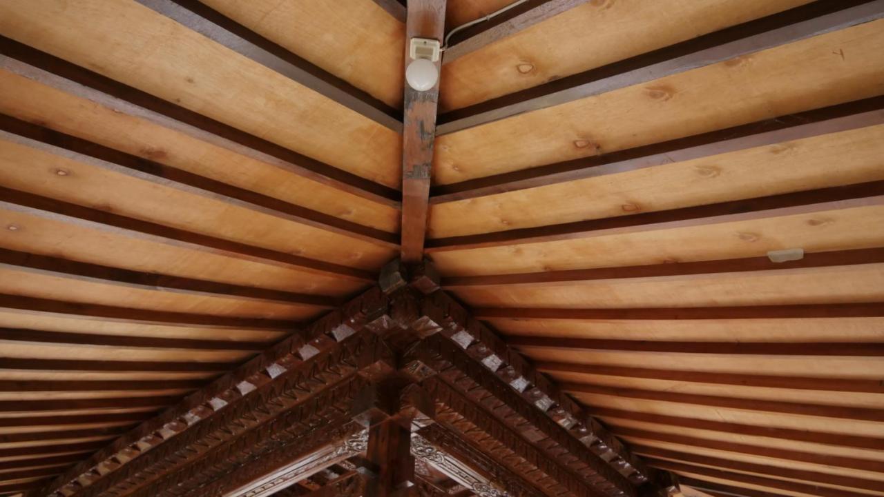 Sanggar Pantcha Indra Guest House Kemuning Ngoại thất bức ảnh