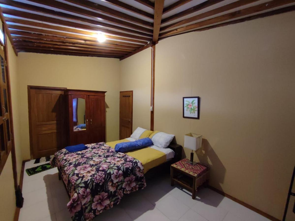 Sanggar Pantcha Indra Guest House Kemuning Ngoại thất bức ảnh